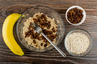 Banana & Raisin Cookies