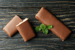 Pret a Manger Chocolatey Coconut Bite