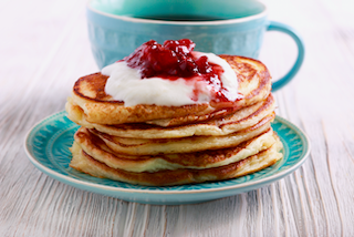 Yogurt & Raspberry Pancakes